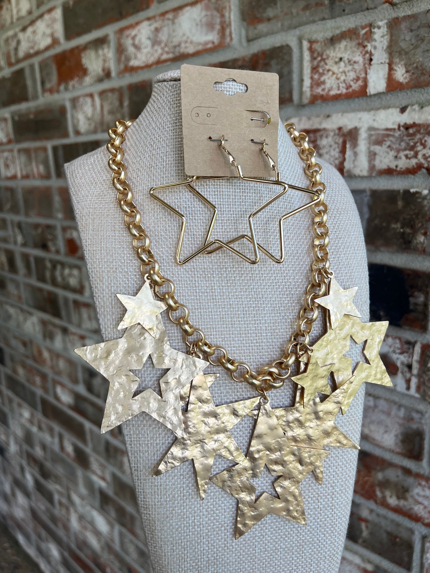 Gold Chunky Star Necklace Set