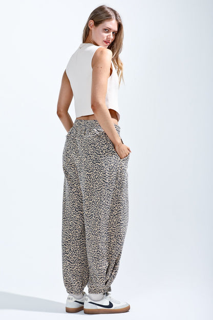 Bella Leopard Sweatpants
