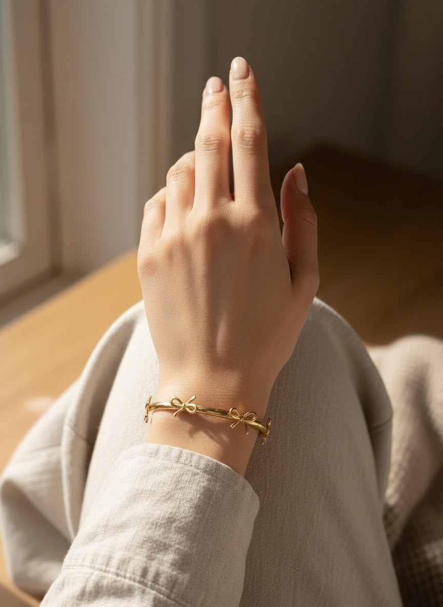 Gold Bow Bracelet